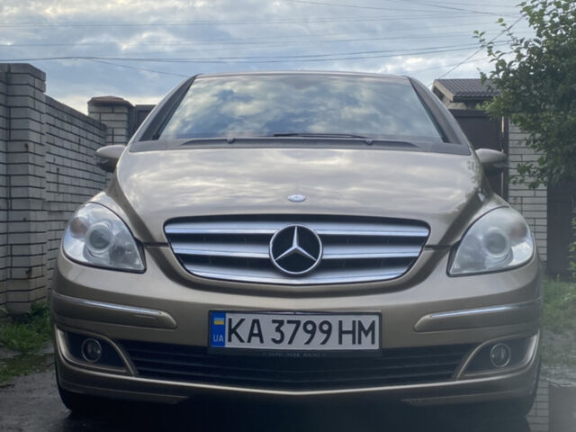 Жовтий Мерседес Б-клас, об'ємом двигуна 2.03 л та пробігом 340 тис. км за 6650 $, фото 1 на Automoto.ua