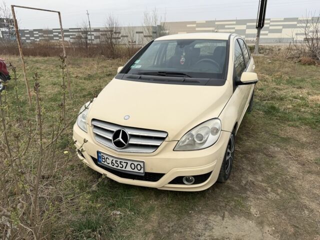 Жовтий Мерседес Б-клас, об'ємом двигуна 2 л та пробігом 292 тис. км за 6800 $, фото 1 на Automoto.ua
