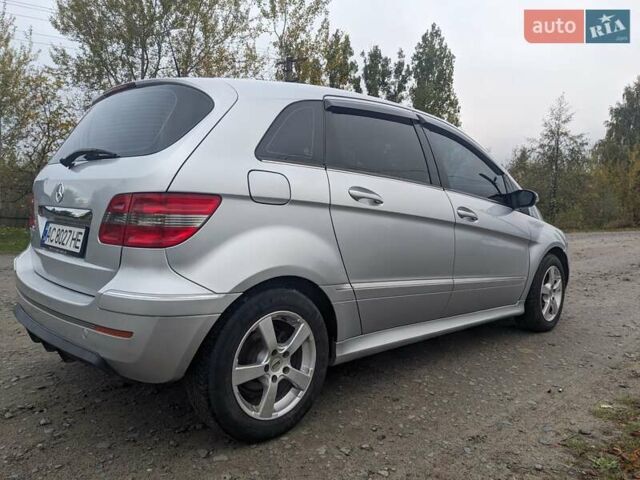 Мерседес Б-клас 2005 у Маневичах на Automoto.ua Сірий Мерседес Б-клас, об'ємом двигуна 1.99 л та пробігом 332 тис. км за 6500 $, фото 1 на Automoto.ua