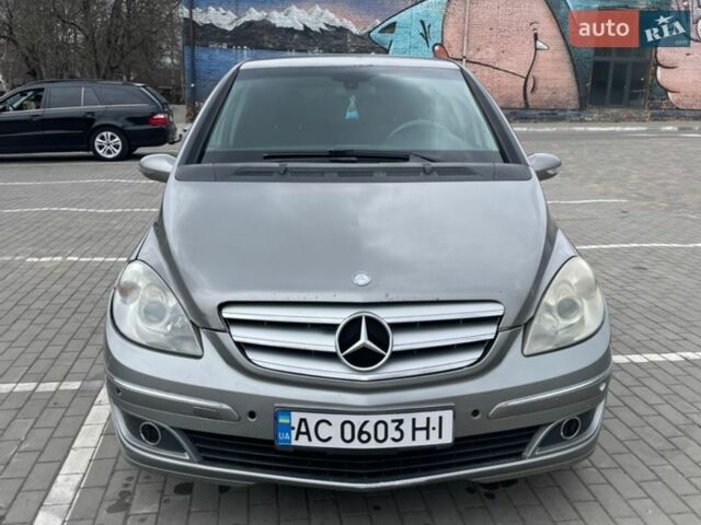 Сірий Мерседес Б-клас, об'ємом двигуна 1.99 л та пробігом 455 тис. км за 3500 $, фото 1 на Automoto.ua