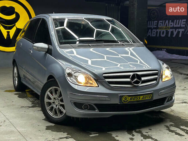 Серый Мерседес Б-класс, объемом двигателя 1.99 л и пробегом 297 тыс. км за 7300 $, фото 1 на Automoto.ua
