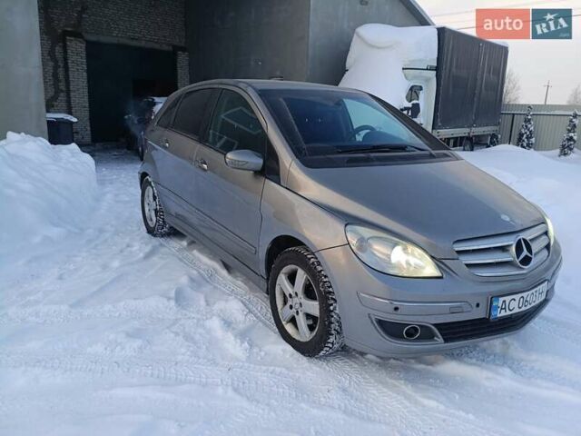 Серый Мерседес Б-класс, объемом двигателя 1.99 л и пробегом 454 тыс. км за 3700 $, фото 1 на Automoto.ua