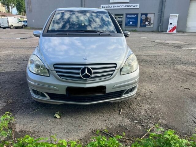 Сірий Мерседес Б-клас, об'ємом двигуна 2 л та пробігом 250 тис. км за 3200 $, фото 1 на Automoto.ua
