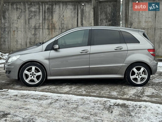 Серый Мерседес Б-класс, объемом двигателя 1.99 л и пробегом 302 тыс. км за 6500 $, фото 1 на Automoto.ua