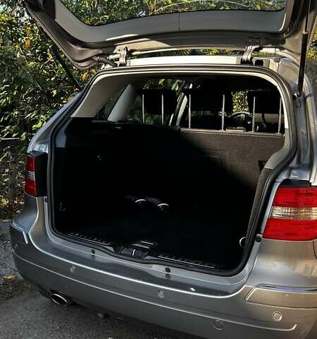 Серый Мерседес Б-класс, объемом двигателя 1.7 л и пробегом 306 тыс. км за 7500 $, фото 1 на Automoto.ua