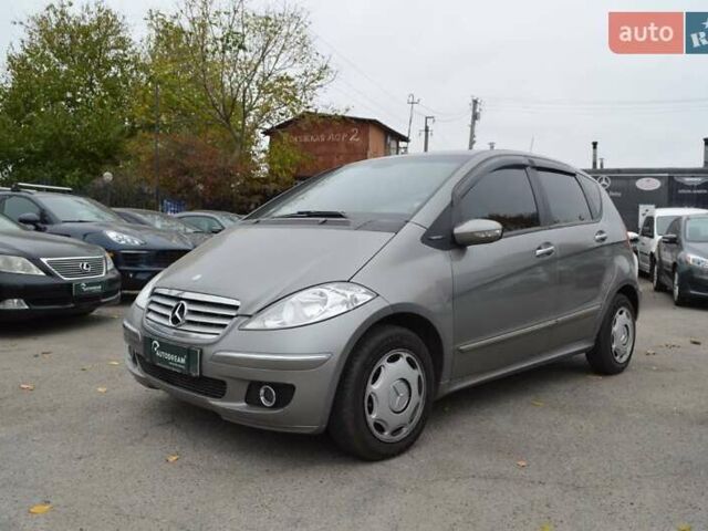 Серый Мерседес Б-класс, объемом двигателя 1.5 л и пробегом 163 тыс. км за 6800 $, фото 1 на Automoto.ua