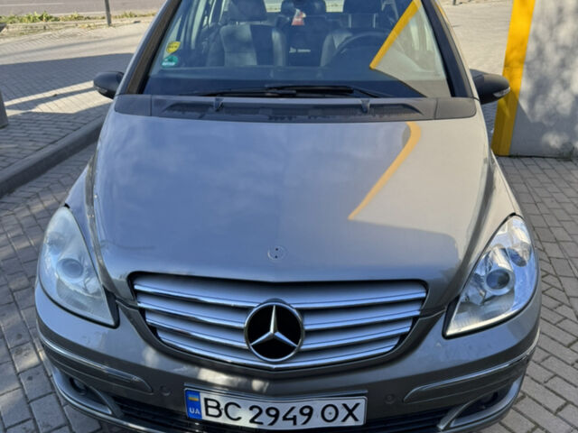 Сірий Мерседес Б-клас, об'ємом двигуна 1.7 л та пробігом 170 тис. км за 5900 $, фото 1 на Automoto.ua