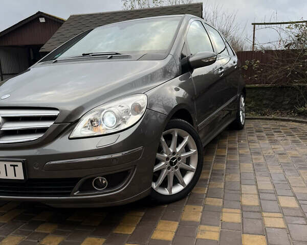 Сірий Мерседес Б-клас, об'ємом двигуна 2.04 л та пробігом 233 тис. км за 6950 $, фото 1 на Automoto.ua