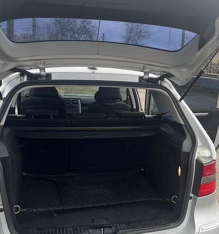 Серый Мерседес Б-класс, объемом двигателя 1.7 л и пробегом 164 тыс. км за 8600 $, фото 1 на Automoto.ua