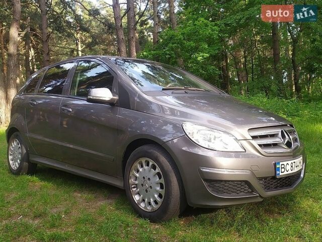 Сірий Мерседес Б-клас, об'ємом двигуна 1.7 л та пробігом 277 тис. км за 6600 $, фото 1 на Automoto.ua