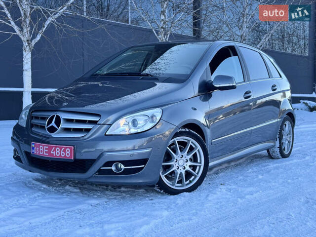 Серый Мерседес Б-класс, объемом двигателя 1.7 л и пробегом 205 тыс. км за 8999 $, фото 1 на Automoto.ua