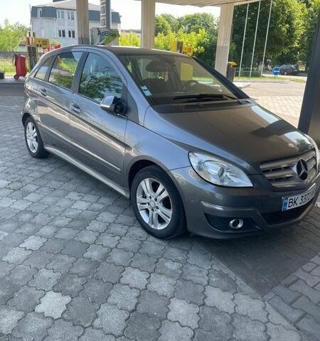 Сірий Мерседес Б-клас, об'ємом двигуна 1.99 л та пробігом 312 тис. км за 6999 $, фото 1 на Automoto.ua