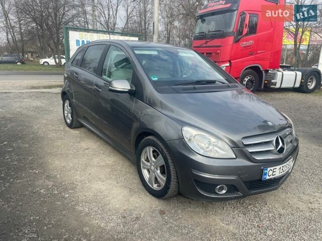 Серый Мерседес Б-класс, объемом двигателя 1.7 л и пробегом 152 тыс. км за 10300 $, фото 1 на Automoto.ua