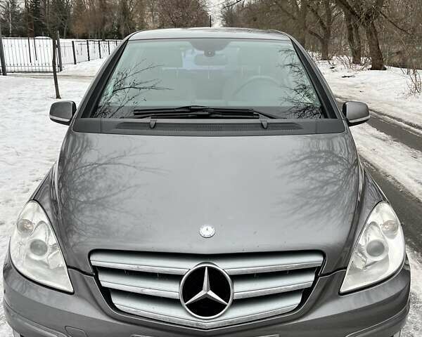 Серый Мерседес Б-класс, объемом двигателя 1.5 л и пробегом 190 тыс. км за 7500 $, фото 1 на Automoto.ua
