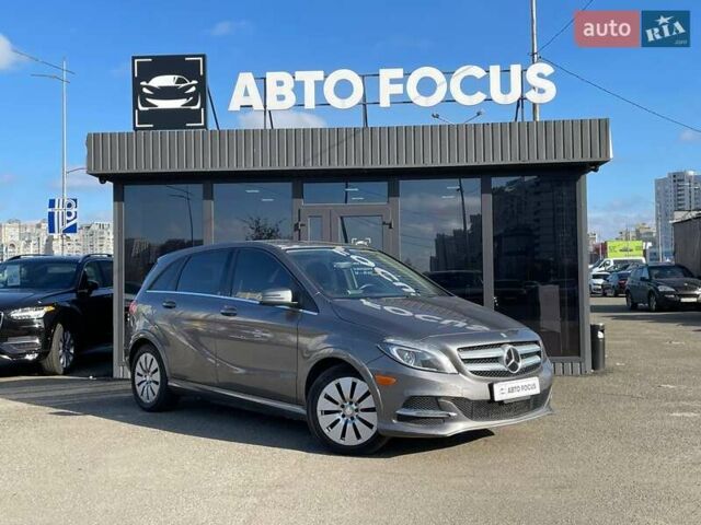 Сірий Мерседес Б-клас, об'ємом двигуна 0 л та пробігом 59 тис. км за 8690 $, фото 1 на Automoto.ua