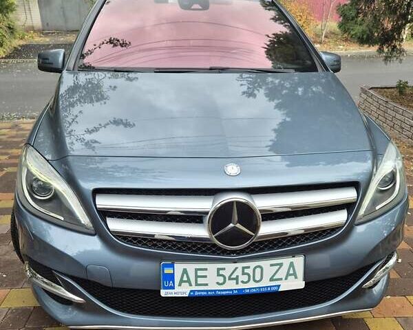 Серый Мерседес Б-класс, объемом двигателя 0 л и пробегом 85 тыс. км за 10700 $, фото 1 на Automoto.ua