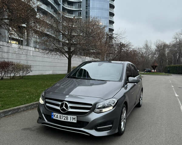 Серый Мерседес Б-класс, объемом двигателя 1.99 л и пробегом 98 тыс. км за 15500 $, фото 1 на Automoto.ua