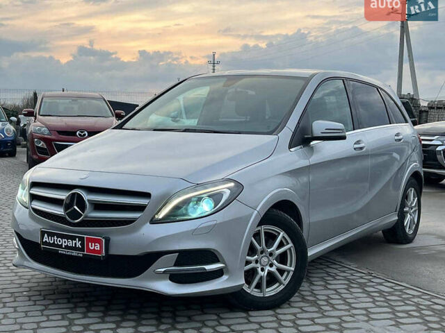 Серый Мерседес Б-класс, объемом двигателя 0 л и пробегом 134 тыс. км за 10590 $, фото 1 на Automoto.ua