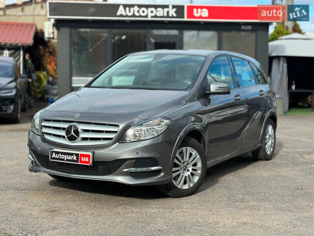 Мерседес Б-класс 2017 в Виннице на Automoto.ua Серый Мерседес Б-класс, объемом двигателя 2 л и пробегом 149 тыс. км за 14480 $, фото 1 на Automoto.ua