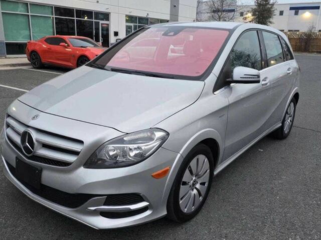 Серый Мерседес Б-класс, объемом двигателя 0 л и пробегом 35 тыс. км за 4500 $, фото 1 на Automoto.ua