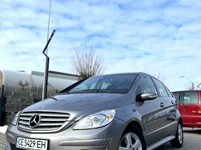 Сірий Мерседес Б-клас, об'ємом двигуна 2 л та пробігом 29600 тис. км за 6700 $, фото 1 на Automoto.ua