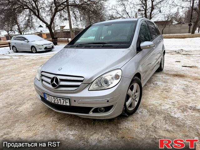 Сірий Мерседес Б-клас, об'ємом двигуна 2 л та пробігом 24000 тис. км за 2700 $, фото 1 на Automoto.ua