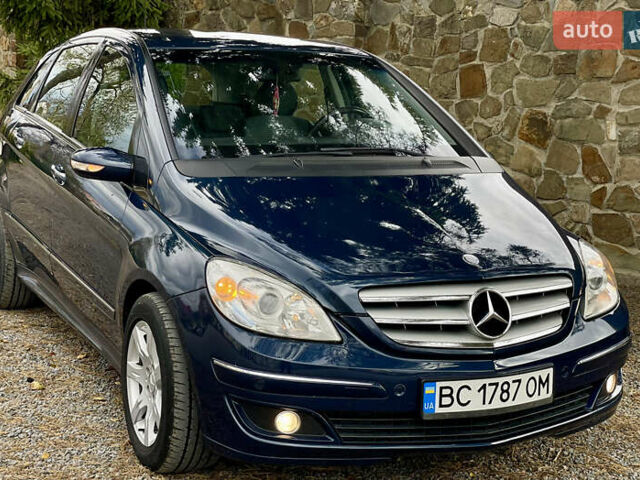 Синій Мерседес Б-клас, об'ємом двигуна 2 л та пробігом 235 тис. км за 6800 $, фото 1 на Automoto.ua