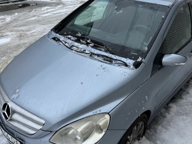 Синій Мерседес Б-клас, об'ємом двигуна 2 л та пробігом 354 тис. км за 4001 $, фото 1 на Automoto.ua