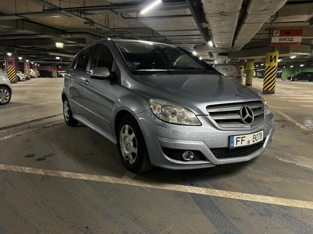 Синій Мерседес Б-клас, об'ємом двигуна 1.7 л та пробігом 218 тис. км за 6800 $, фото 1 на Automoto.ua