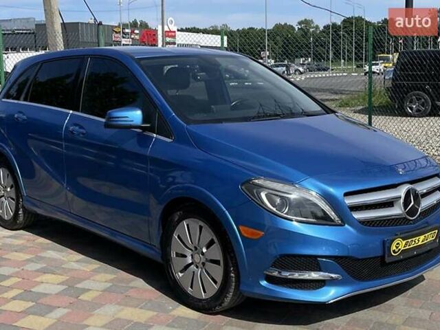 Синій Мерседес Б-клас, об'ємом двигуна 0 л та пробігом 109 тис. км за 9000 $, фото 1 на Automoto.ua