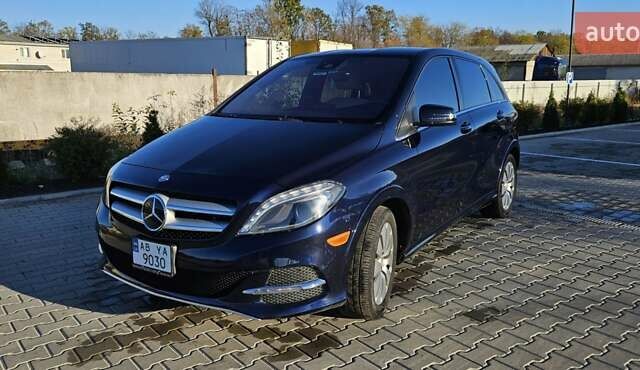 Синий Мерседес Б-класс, объемом двигателя 0 л и пробегом 56 тыс. км за 12600 $, фото 1 на Automoto.ua