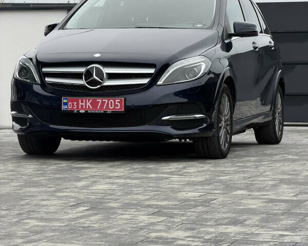 Синий Мерседес Б-класс, объемом двигателя 0 л и пробегом 61 тыс. км за 9750 $, фото 1 на Automoto.ua