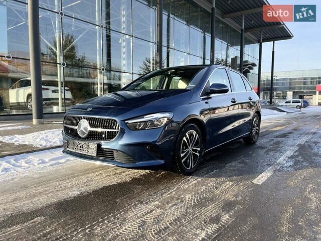 Синій Мерседес Б-клас, об'ємом двигуна 1.95 л та пробігом 7 тис. км за 36000 $, фото 1 на Automoto.ua