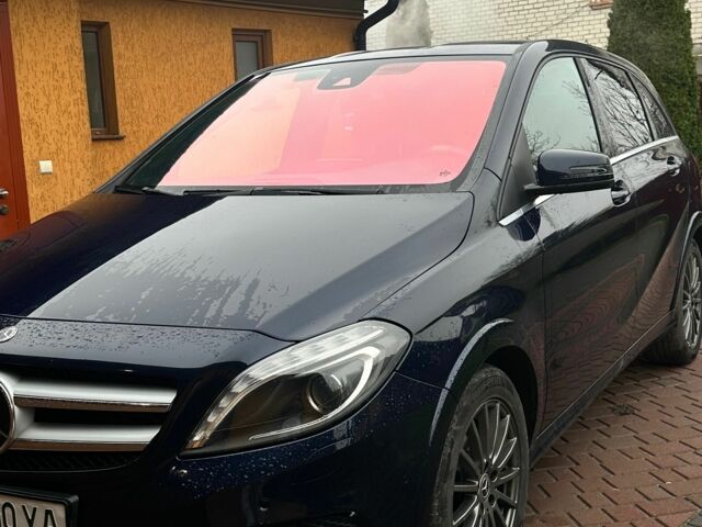 Синій Мерседес Б-клас, об'ємом двигуна 0 л та пробігом 144 тис. км за 10300 $, фото 1 на Automoto.ua