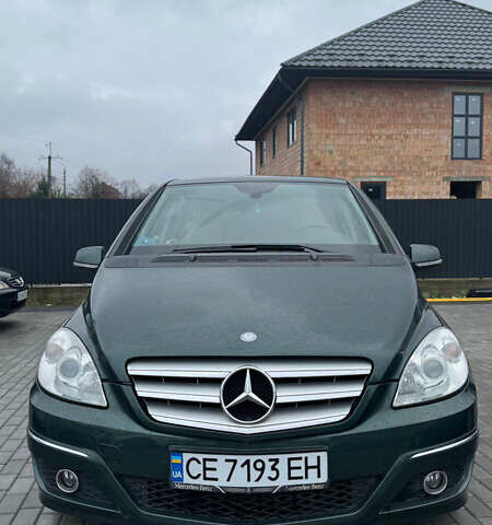 Зеленый Мерседес Б-класс, объемом двигателя 1.99 л и пробегом 211 тыс. км за 7500 $, фото 1 на Automoto.ua