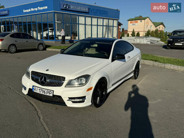 Білий Мерседес Ц-Клас, об'ємом двигуна 1.8 л та пробігом 224 тис. км за 11500 $, фото 1 на Automoto.ua