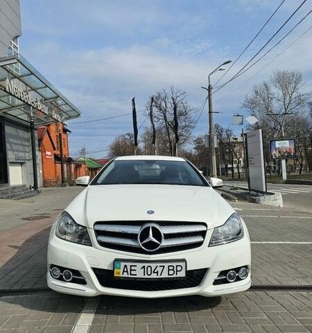 Білий Мерседес Ц-Клас, об'ємом двигуна 1.8 л та пробігом 41 тис. км за 11500 $, фото 1 на Automoto.ua