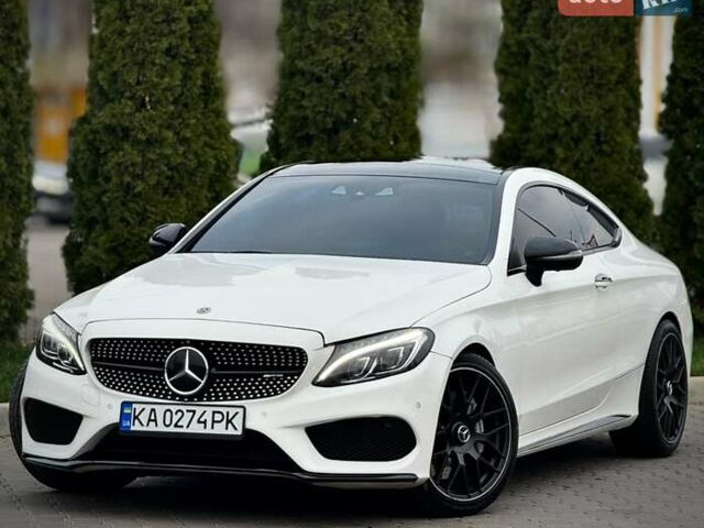 Білий Мерседес Ц-Клас, об'ємом двигуна 3 л та пробігом 133 тис. км за 25990 $, фото 1 на Automoto.ua