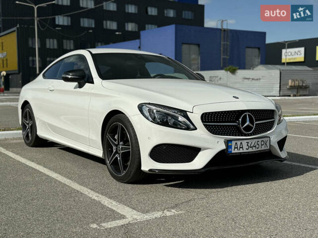 Белый Мерседес Ц-Класс, объемом двигателя 1.99 л и пробегом 45 тыс. км за 29000 $, фото 1 на Automoto.ua