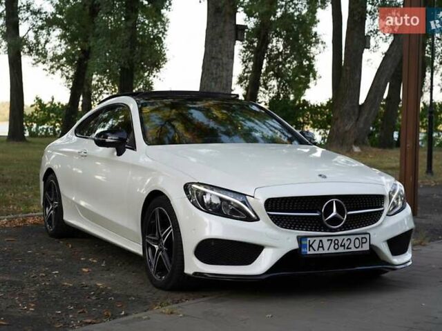 Білий Мерседес Ц-Клас, об'ємом двигуна 1.99 л та пробігом 83 тис. км за 26700 $, фото 1 на Automoto.ua