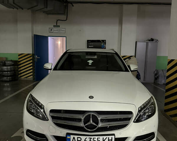 Белый Мерседес Ц-Класс, объемом двигателя 1.6 л и пробегом 148 тыс. км за 20300 $, фото 1 на Automoto.ua