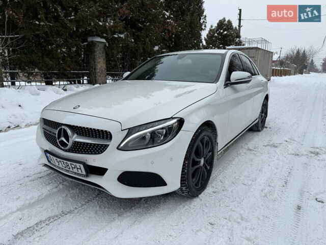 Білий Мерседес Ц-Клас, об'ємом двигуна 1.99 л та пробігом 111 тис. км за 20600 $, фото 1 на Automoto.ua