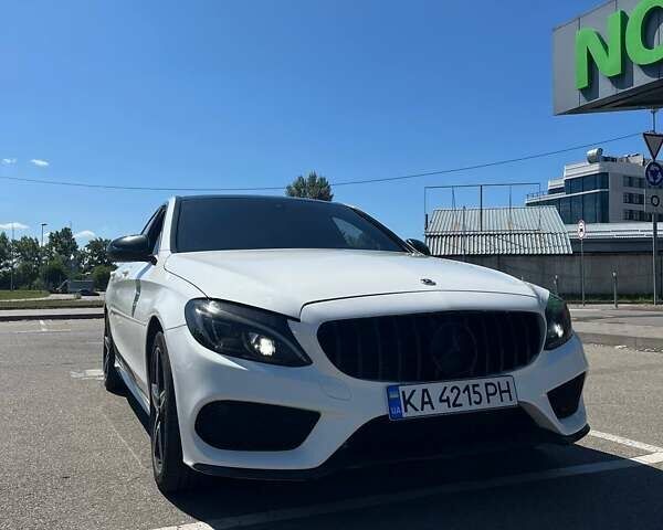 Білий Мерседес Ц-Клас, об'ємом двигуна 2 л та пробігом 189 тис. км за 24500 $, фото 1 на Automoto.ua