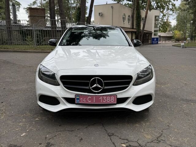 Белый Мерседес Ц-Класс, объемом двигателя 1.6 л и пробегом 205 тыс. км за 16900 $, фото 1 на Automoto.ua