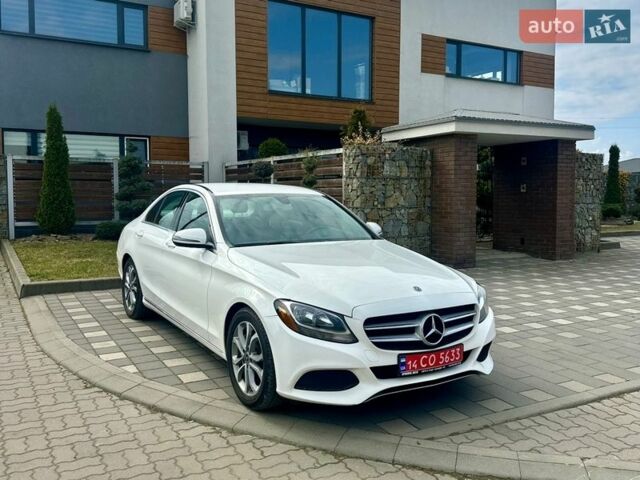 Білий Мерседес Ц-Клас, об'ємом двигуна 2 л та пробігом 204 тис. км за 15999 $, фото 1 на Automoto.ua