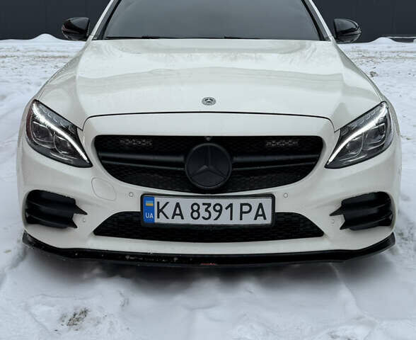 Білий Мерседес Ц-Клас, об'ємом двигуна 3 л та пробігом 119 тис. км за 33000 $, фото 1 на Automoto.ua