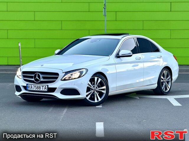 Білий Мерседес Ц-Клас, об'ємом двигуна 2.1 л та пробігом 28 тис. км за 26900 $, фото 1 на Automoto.ua