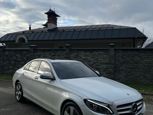 Белый Мерседес Ц-Класс, объемом двигателя 1.6 л и пробегом 85 тыс. км за 23500 $, фото 1 на Automoto.ua