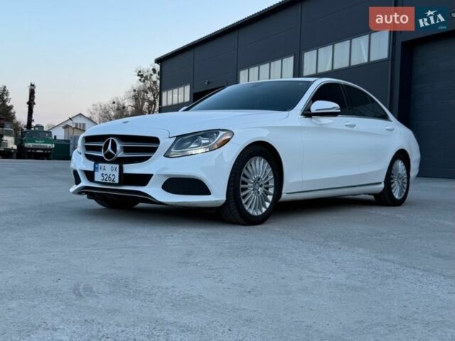 Белый Мерседес Ц-Класс, объемом двигателя 1.99 л и пробегом 60 тыс. км за 24300 $, фото 1 на Automoto.ua