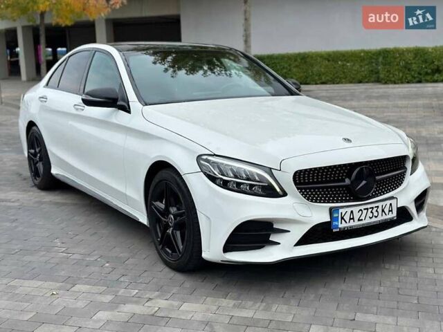Білий Мерседес Ц-Клас, об'ємом двигуна 1.99 л та пробігом 71 тис. км за 28500 $, фото 1 на Automoto.ua